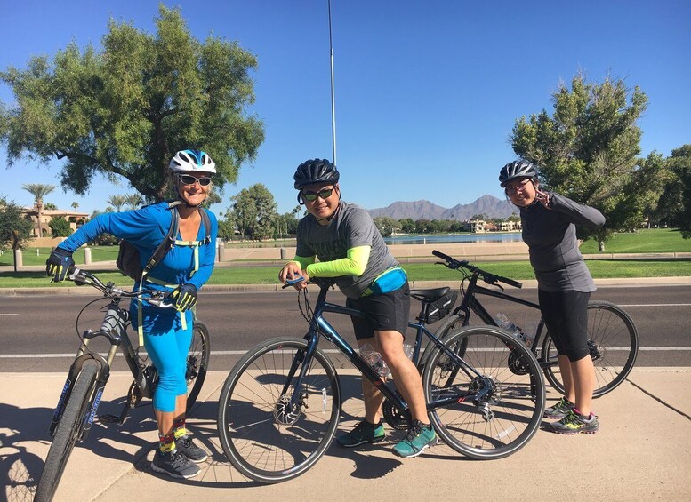 Picture 2 for Activity Scottsdale: Half-Day Casual E-Bike Tour with Guide