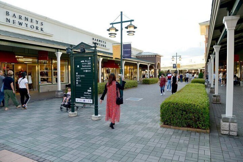 Private Shopping Tour from Tokyo to Gotemba Premium Outlets