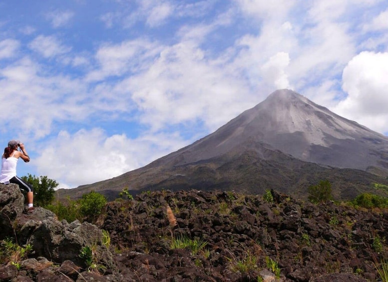 From La Fortuna: Arenal Volcano & Hotsprings Afternoon Tour