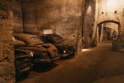 Napoli: Tour Guidato del Tunnel Borbonico con biglietto d'ingresso