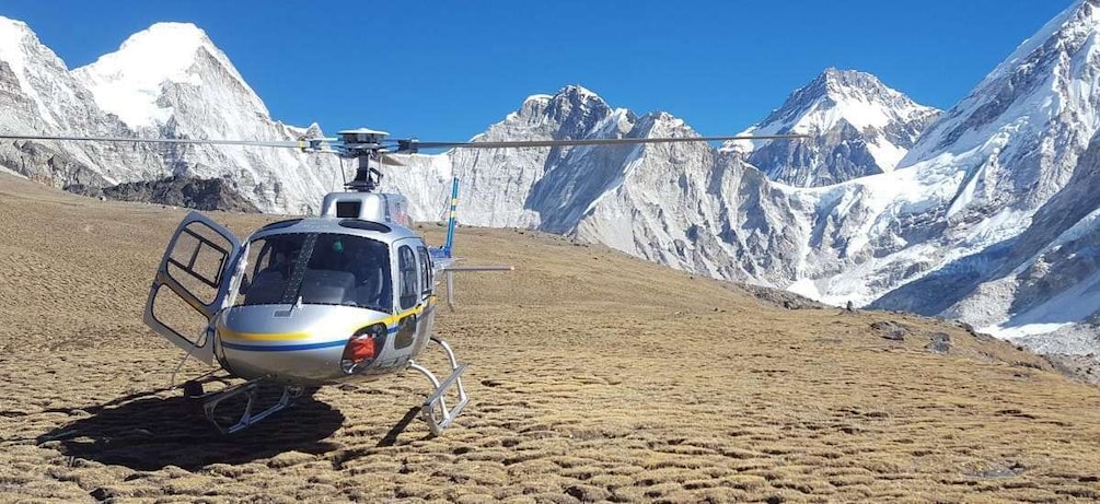 Landing Everest Base Camp by Helicopter Sightseeing Tour