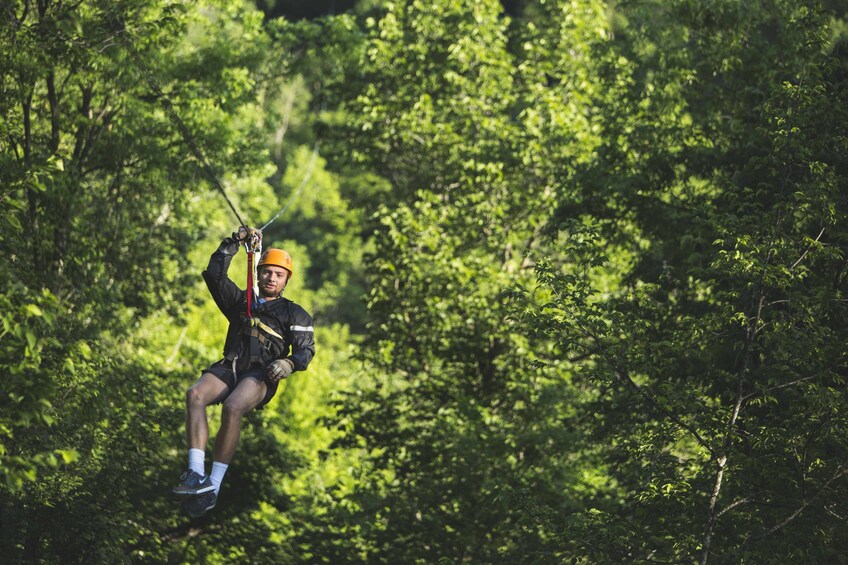 Kerfoot Canopy Zipline Tour