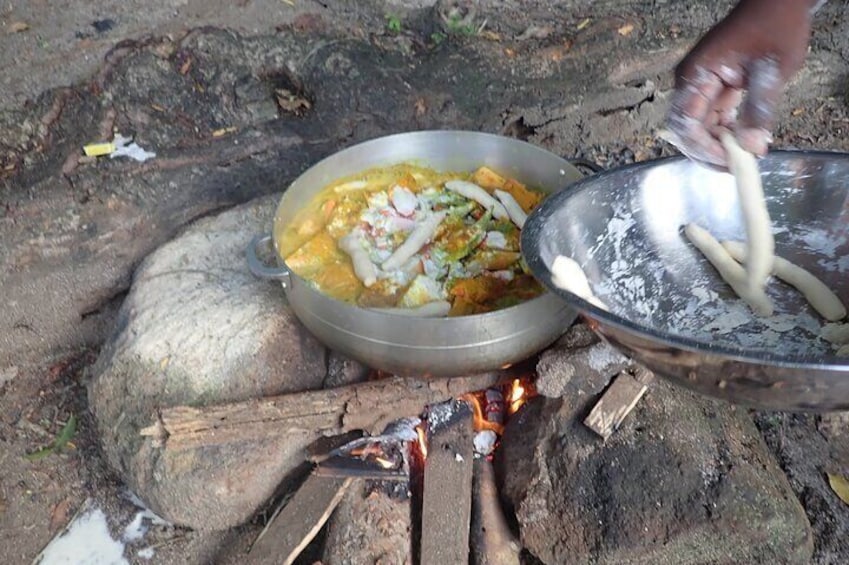 Private Chef Experience with Lunch Cooked Over Fire on the Beach