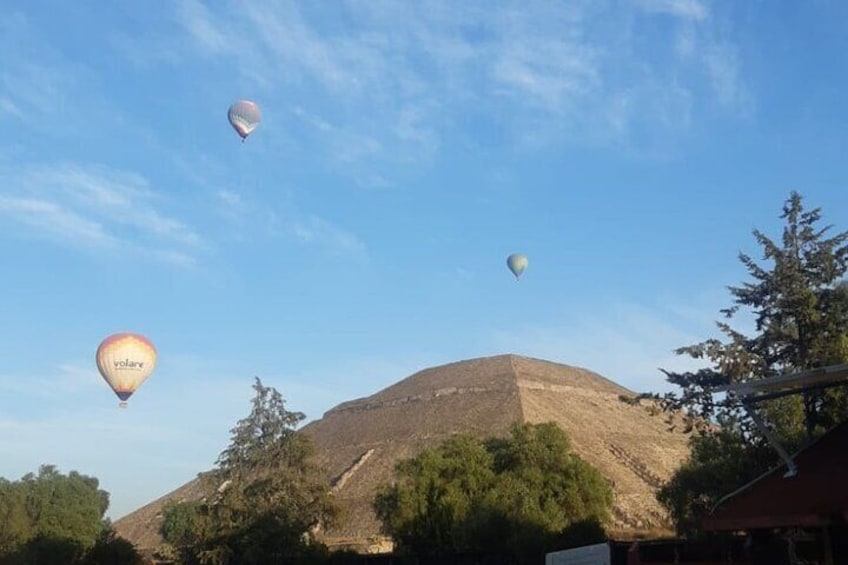 Teotihuacan Pyramids, Private tour departing from CDMX