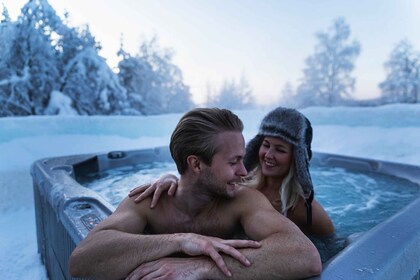 Rovaniemi: Snow Sauna Experience with Dinner in Kota