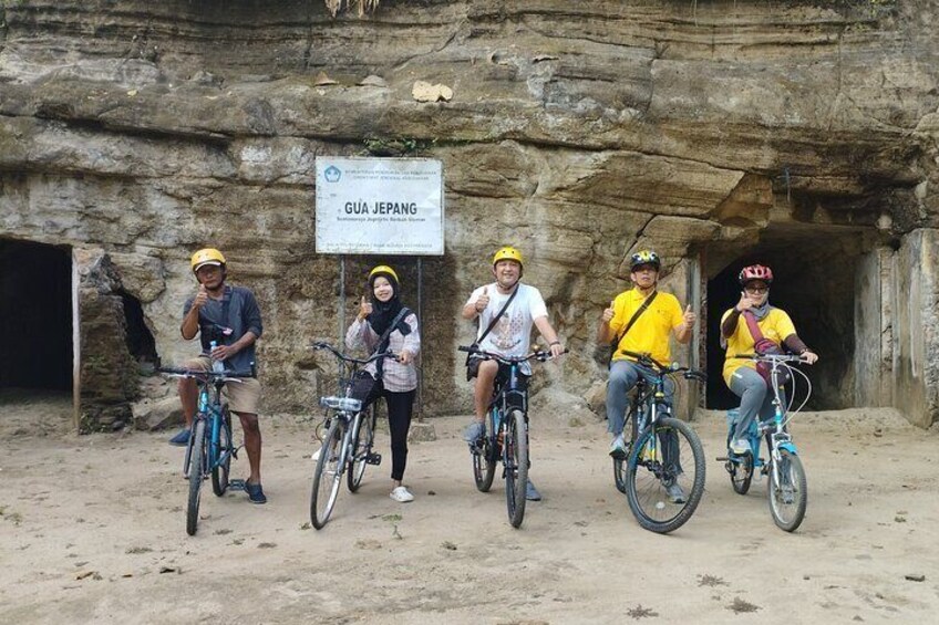 Hidden Gems Heritage Bicycle Tour