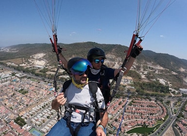 Guayaquil: Paragliding Experience