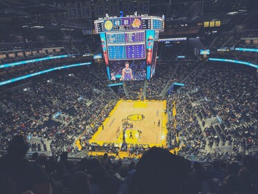 Basketbalwedstrijd Golden State Warriors in Chase Center