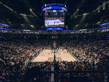 Basketbalwedstrijd van Brooklyn Nets in het Barclays Center