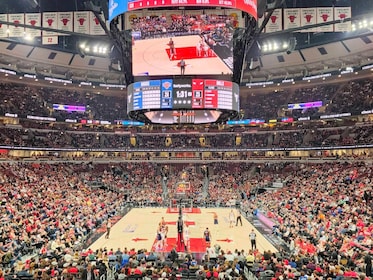 Partita di basket dei Chicago Bulls allo United Center