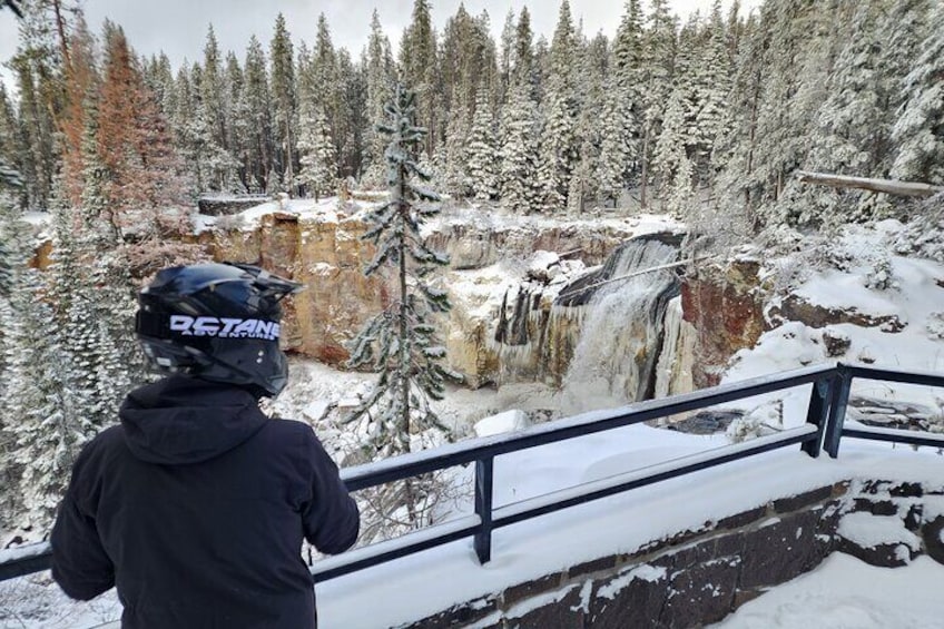 Guided Snowmobile Tours In The National Volcanic Monument