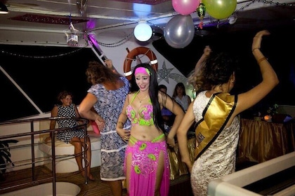 Boat Party Dinner, Life band, Belly Dancer - Sharm El Sheikh