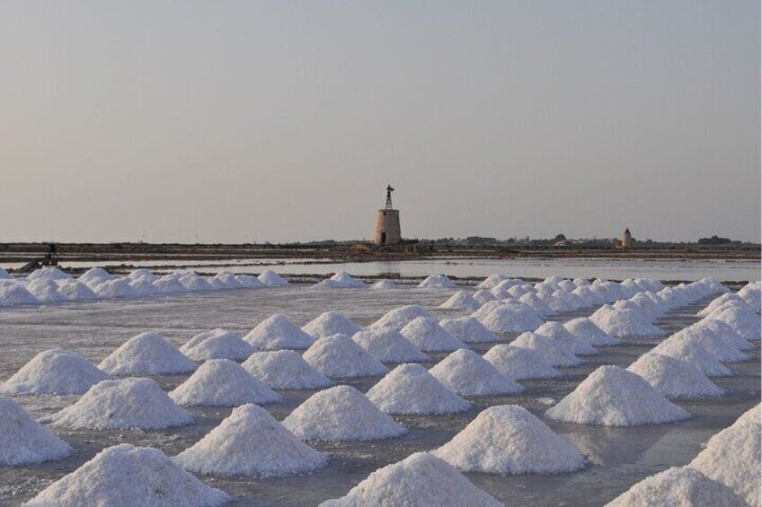 From Palermo to Agrigento with stop in Erice and Marsala Saltpans