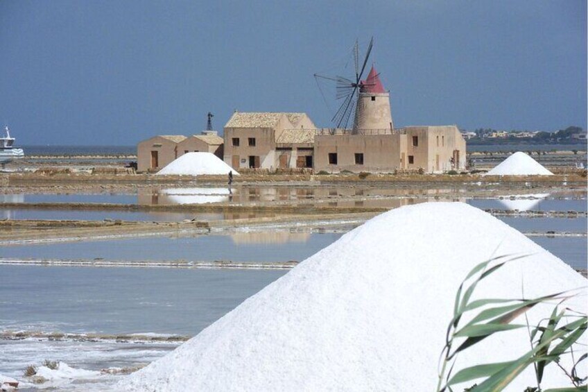 From Palermo to Agrigento with stop in Erice and Marsala Saltpans