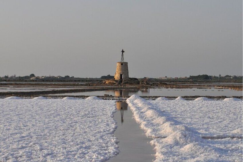 From Palermo to Agrigento with stop in Erice and Marsala Saltpans