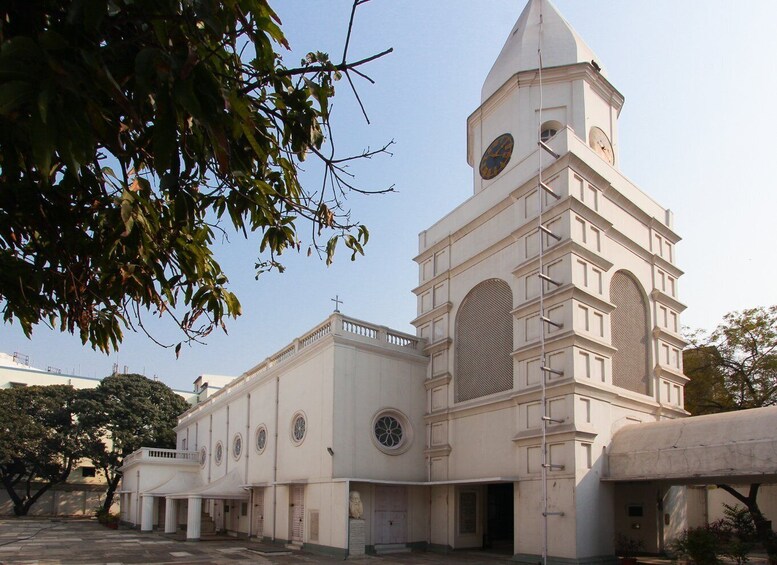 Picture 1 for Activity Kolkata Church Walk: Convergence of Different Faiths