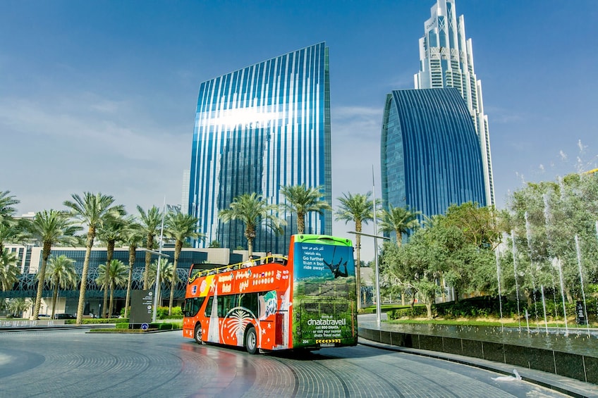 City Sightseeing Dubai HOHO Bus Tour, Dhow Cruise, Aquarium & Aquaventure