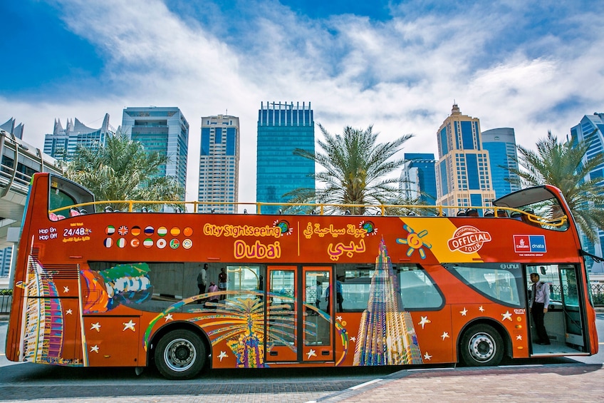 City Sightseeing Dubai HOHO Bus Tour, Dhow Cruise, Aquarium & Aquaventure