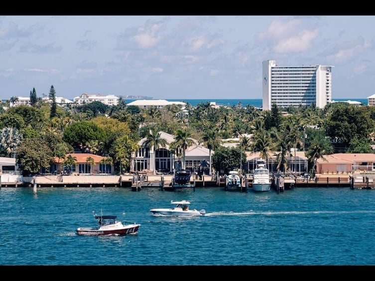  Fort Lauderdale Millionaire Homes River Cruise + Free Drink