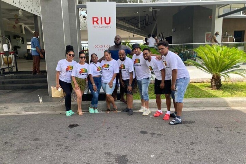 Sightseeing and Shopping Tour in Montego bay