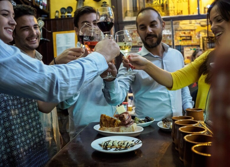 Zaragoza: Evening Tapas Walking Tour in the Old Town