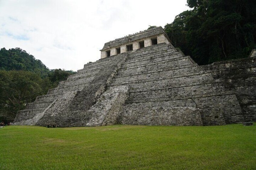 Tour to the Archaeological Zone of Palenque