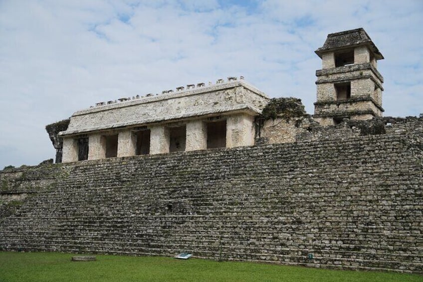 Tour to the Archaeological Zone of Palenque