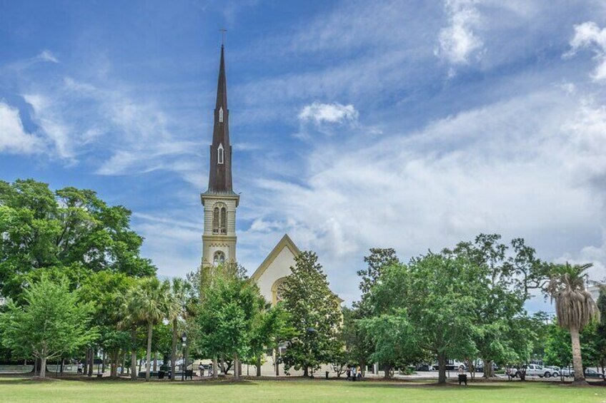 Yuletide Splendor A Christmas Walking Tour in Charleston