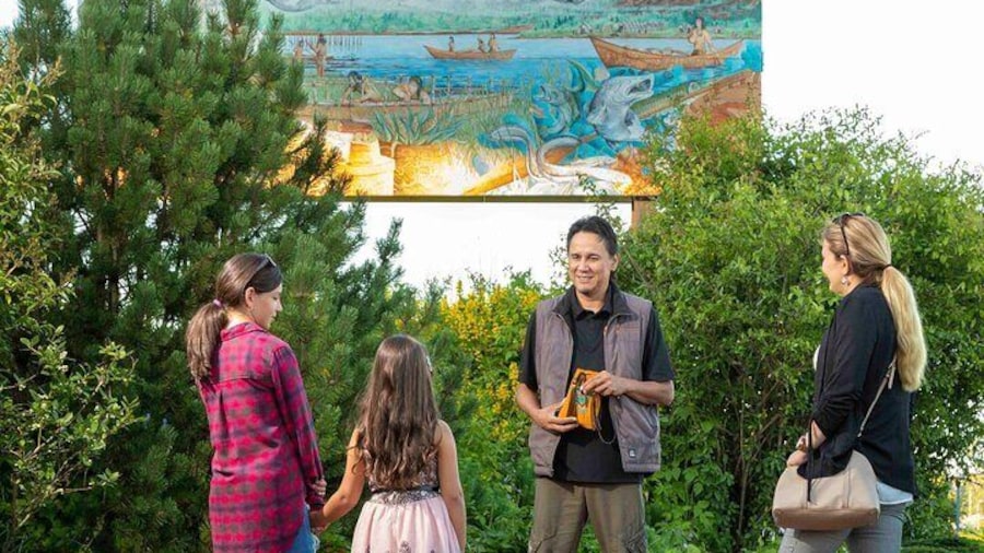 Indigenous Storytelling Walk on Harbour Passage