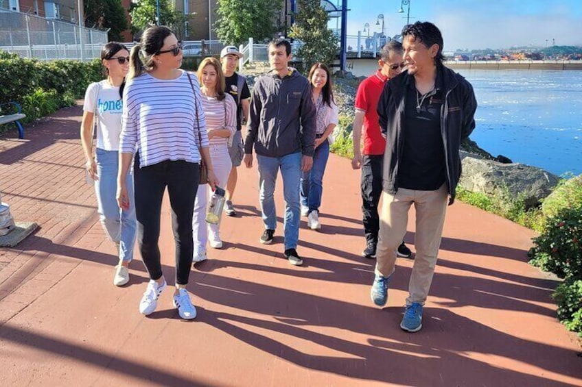 Indigenous Storytelling Walk on Harbour Passage