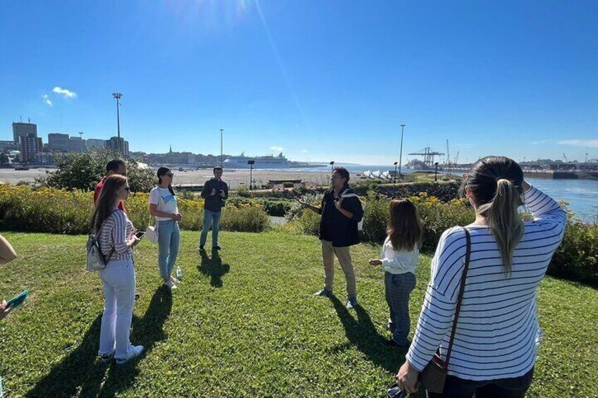 Indigenous Storytelling Walk on Harbour Passage