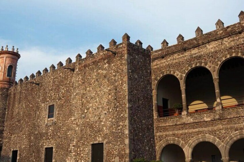 Private Tour in Cuernavaca and Taxco from Mexico with Lunch