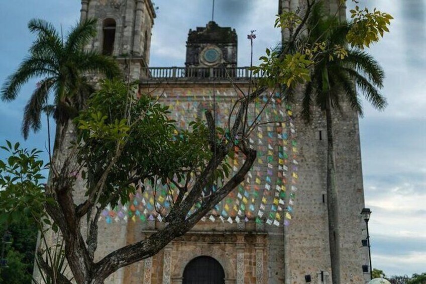 Chichén Itzá Marvels Day Trip:Cenote Oxman & Valladolid Adventure