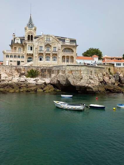 Picture 2 for Activity Cascais - Private Tour in German in Lisbon's suburb