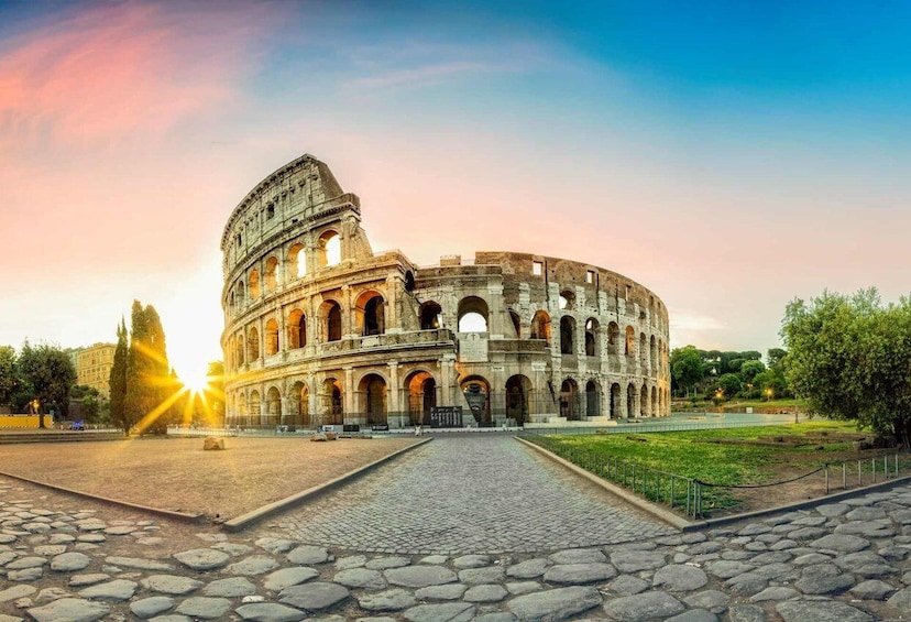 Picture 2 for Activity Rome: Luggage Storage service close to the Colosseum