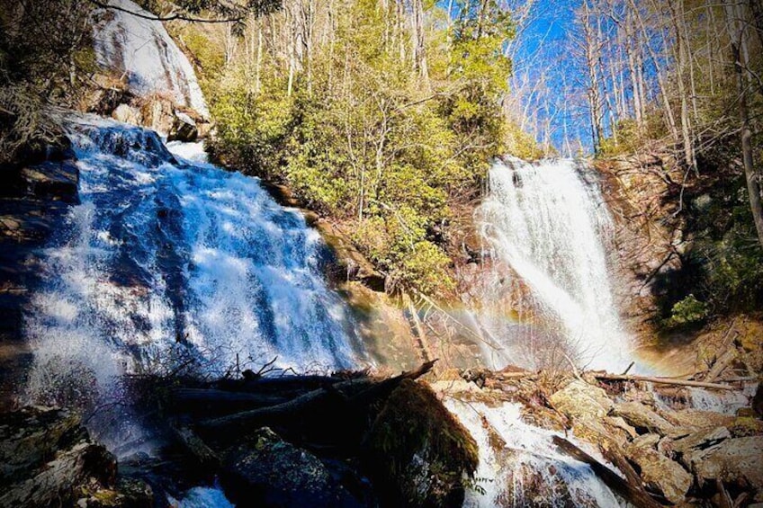Helen Hike with Waterfall, Wine & Dine Private Tour from Atlanta
