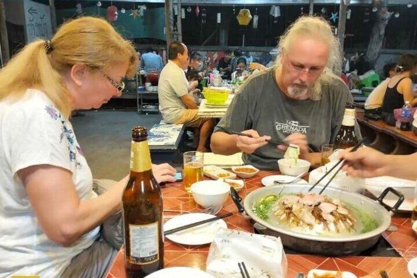 Discovery more Guangzhou evening foodie tour with locals 