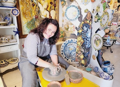 Taormina: esperienza con la ruota di ceramica di Giardini Naxos