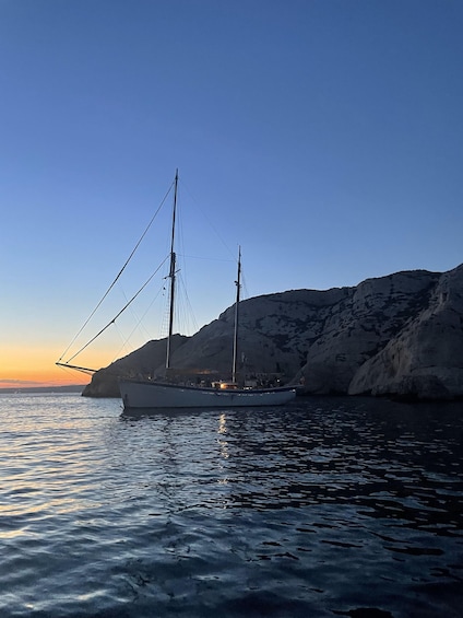 Picture 6 for Activity Marseille: Sunset Sailing Cruise with Dinner and Drinks