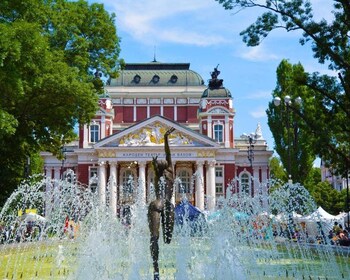 Sofian puolipäiväinen kiertoajelu