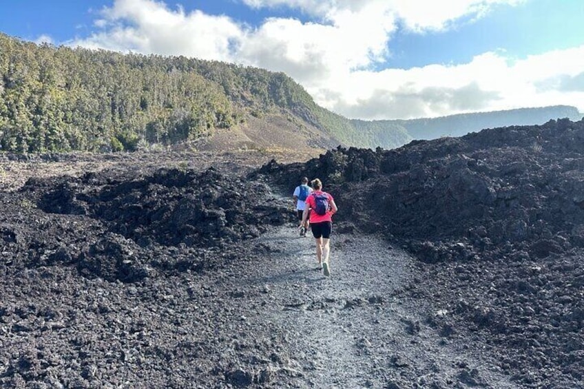 Kīlauea Volcano Adventure Trail Run - Move with the Land