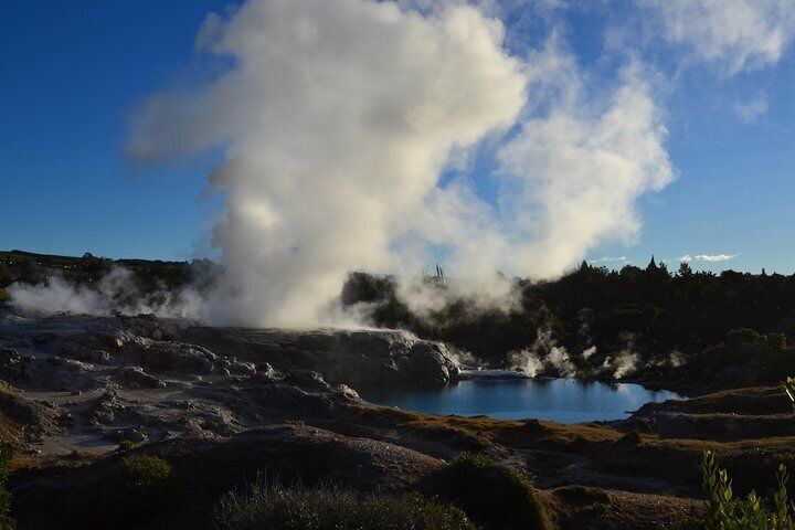 Biggeset Geyser Of Southern Hemisph