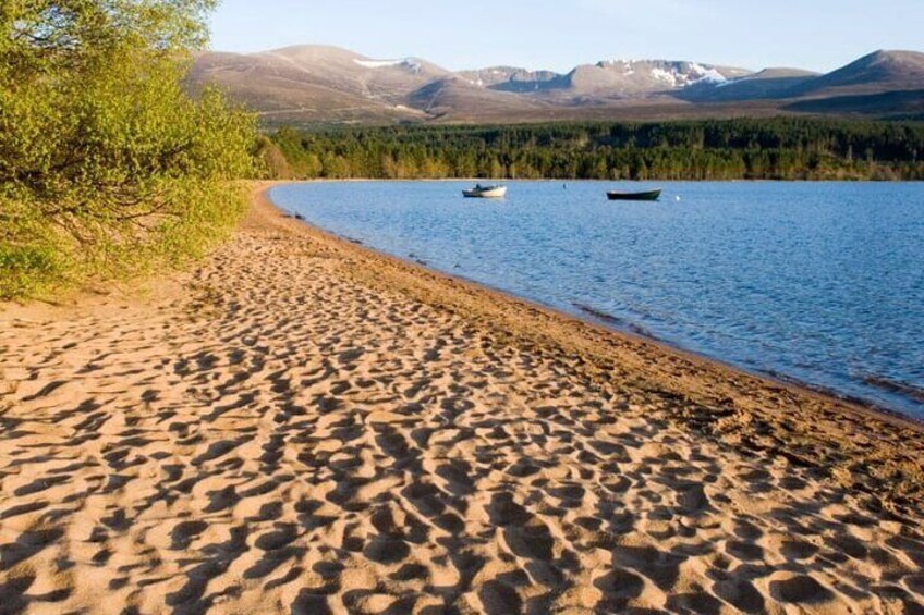 Loch Morlich & The Cairngorms
