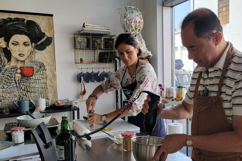 Discover the old market and make fresh pasta