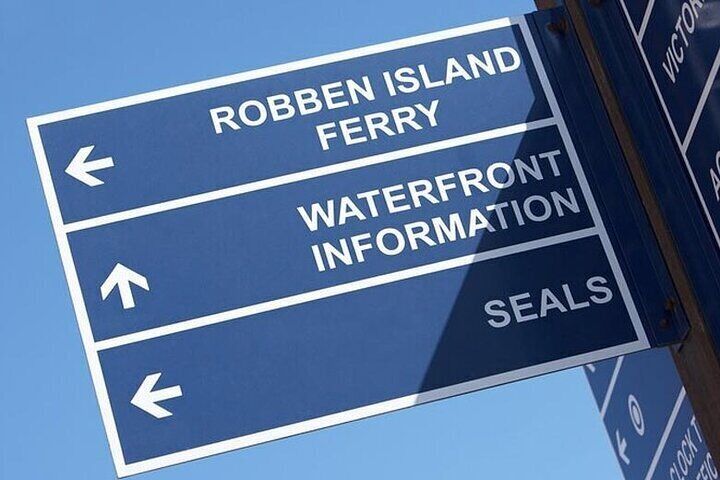 Robben Island Guided History Sightseeing Day Tour from Cape Town