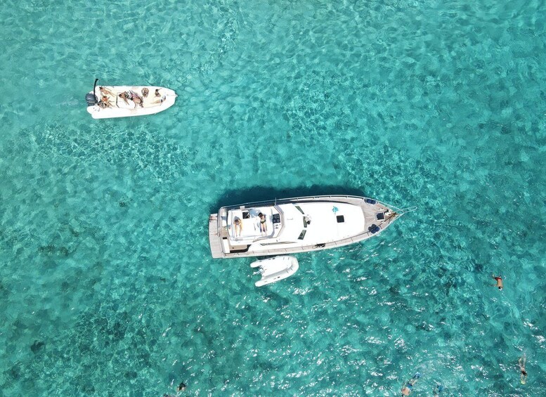 Picture 11 for Activity Palau: La Maddalena Archipelago Motorboat Tour with Lunch