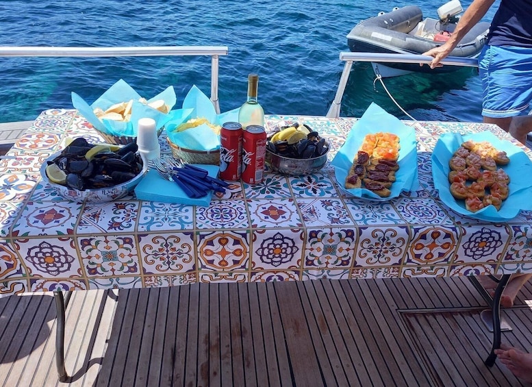 Picture 9 for Activity Palau: La Maddalena Archipelago Motorboat Tour with Lunch