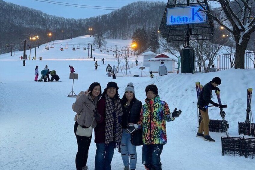 Full Day Private Skiing / Snowboarding Tour in Sapporo