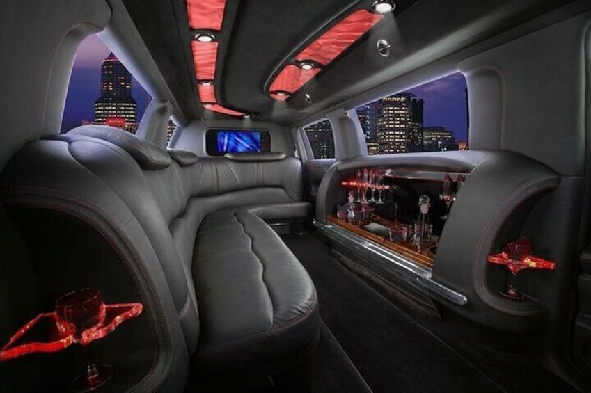 8-10 Pass Stretch Limo inside