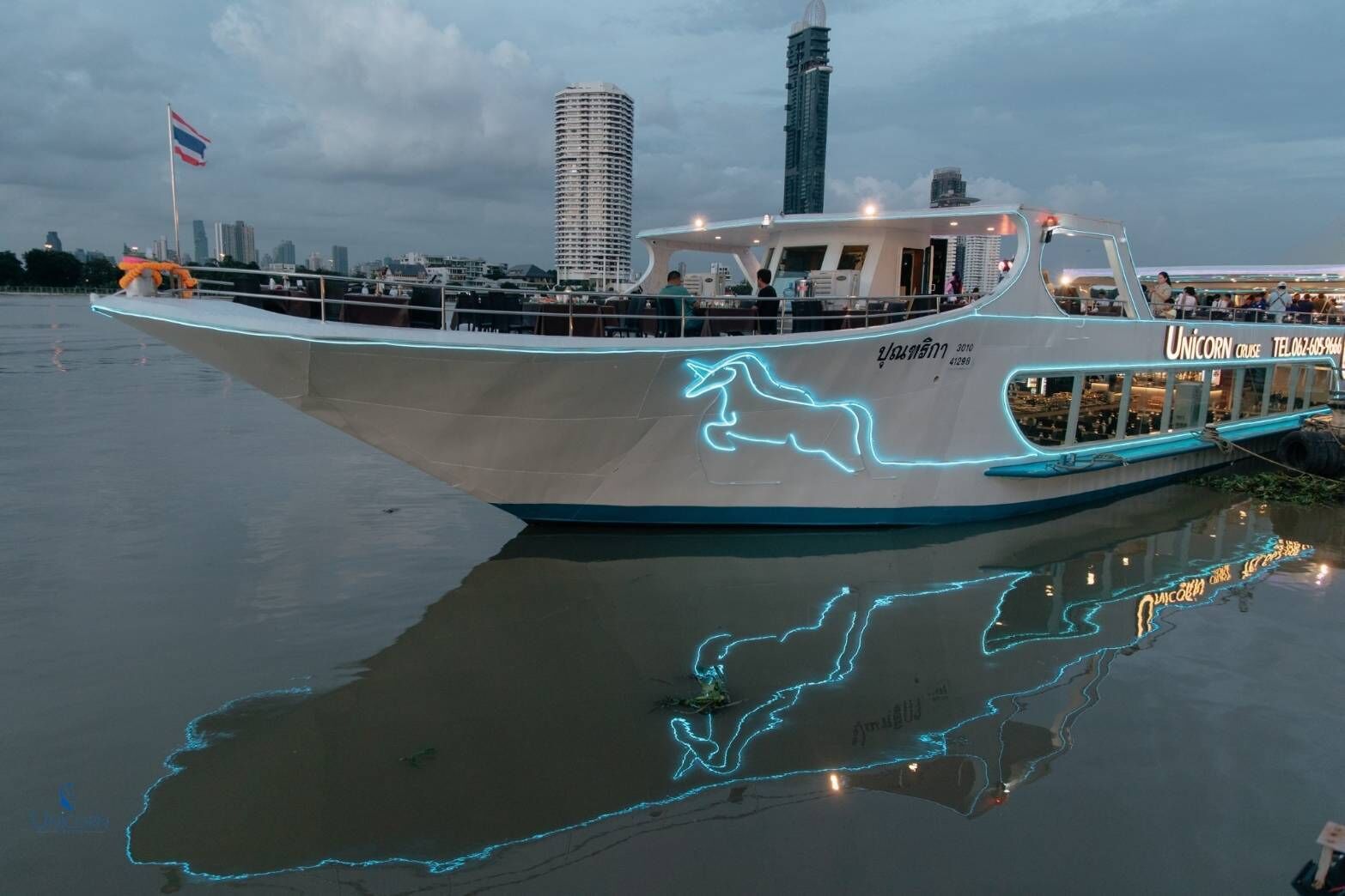 Unicorn Dinner Cruise in Bangkok